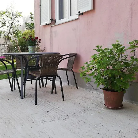 Sanja Apartmán *