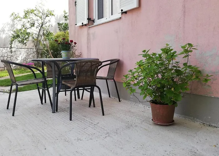 Sanja Apartmán *