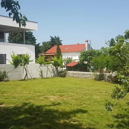 Sanja דירה פרמנטורה